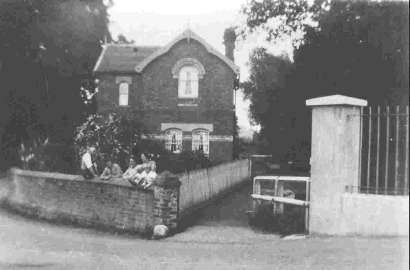 Pike Lock House c 1931