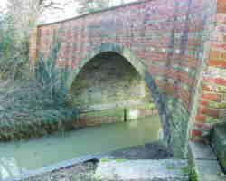Halway Bridge, Ewen in water - T&S Canal